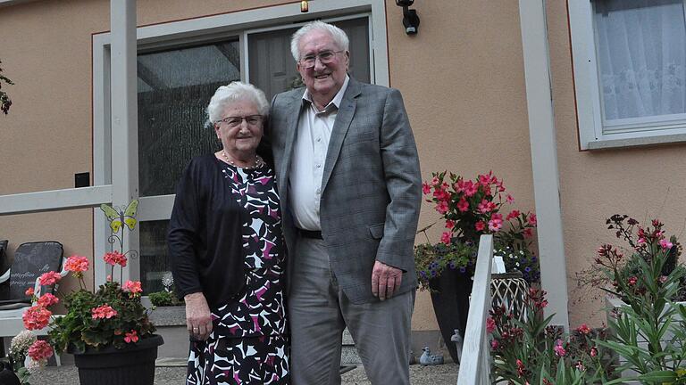 Gertrud und Rudi Scheidler aus Willmars feiern eiserne Hochzeit.
