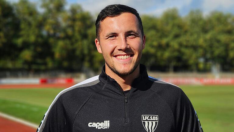 'Mein Markenzeichen ist mein Lachen': Nils Piwernetz, Linksverteidiger beim FC 05 Schweinfurt.