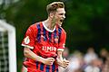 Maximilian Breunig bejubelt eines seiner drei Tore im DFB-Pokal-Spiel des FC Heidenheim beim FC Villingen.