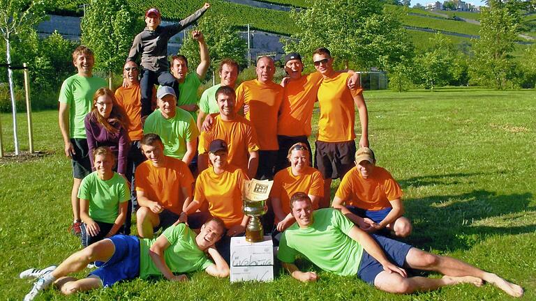 Brennball, die schwedische Sportart, wird seit vielen Jahren in Wittighausen praktiziert. Brennball, die schwedische Sportart, wird seit vielen Jahren in Wittighausen praktiziert.
