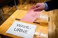 Viele Berechtigte in Unterfranken haben bereits ihre Stimme abgegeben. Im Würzburger Rathaus beispielsweise sind eigens Wahlurnen für die Wahlbriefe aufgestellt.