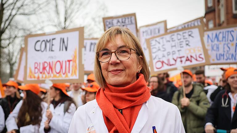 Susanne Johna.jpeg       -  'Die Ärztinnen und Ärzte spüren in den Krankenhäusern einen massiven Spardruck', sagt Susanne Johna, Bundesvorsitzende des Marburger Bundes.