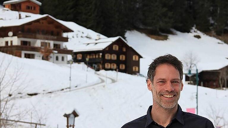 Vorarlberg Mariele Schulze Berndt - Daniel Fritz betreibt ein Sporthotel in Gargellen. Er ist auf Kunstschnee für den Skibetrieb angewiesen. Vorarlberg Mariele Schulze Berndt - Daniel Fritz betreibt ein Sporthotel in Gargellen. Er ist auf Kunstschnee für den Skibetrieb angewiesen.