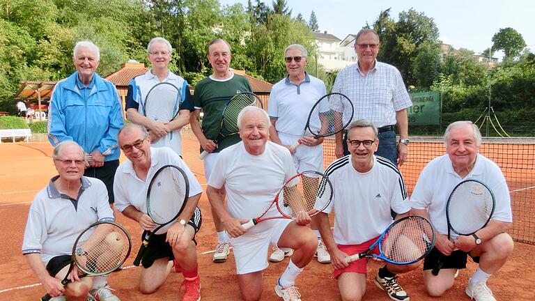 Die Erfolgreiche Mannschaft Herren 60 des TC Lengfeld. Foto: Herbert Kriener