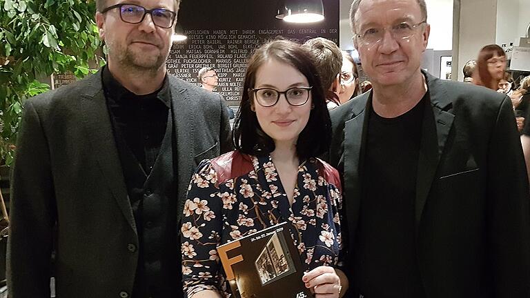 Start des Filmwochenendes: Festival-Chef Thomas Schulz (rechts), Viviane Bogumil (Filminitiative) und Kulturreferent Achim Könneke (links).