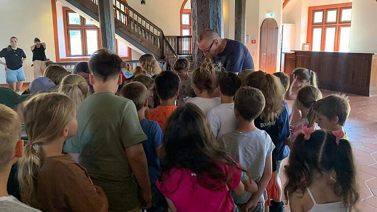 Jochen Till verteilte fleißig Autogramme. Jochen Till verteilte fleißig Autogramme.
