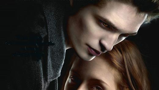 Die Twilight-Saga einfach erklärt       -  Am 22. November startet mit  'Breaking Dawn - Bis(s) zum Ende der Nacht 2' der letzte Teil der weltbekannten 'Twilight'-Saga in den deutschen Kinos. Doch weshalb sind die Bücher und Filme um Vampir Edward, Werwolf Jacob und die schöne Bella eigentlich so populär und worum geht es überhaupt? Unsere Bilderserie soll Licht ins Dunkel bringen: