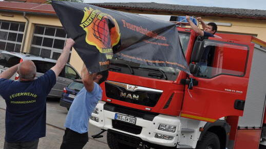 Pfarrweisach (Haßberge) war am Mittwochabend (11. Mai) sechstes Etappenziel der Feuerwehr-Deutschlandtour. Die Feuerwehr Pfarrweisach hatte ein schönes Fest für die Läufer organisiert, zu dem rund 100 Gäste gekommen waren.