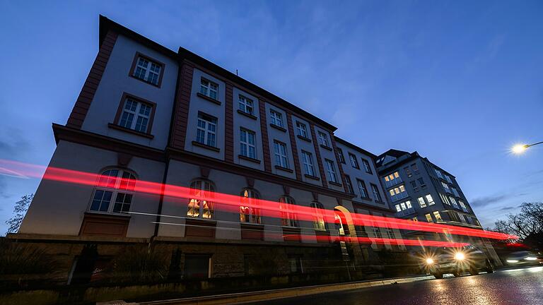 Blick auf das Theater Chambinzky in der Valentin-Becker-Straße in Würzburg. Das Theater Chambinzky ist seit 40 Jahren in der Valentin-Becker-Straße in Würzburg ansässig. Mitte 2024 wird es ausziehen müssen.