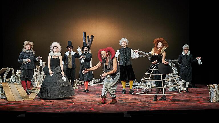 Das Ernst-Deutsch-Theater Hamburg zeigt das Schauspiel 'Tyll'. Foto: Fantitsch Photographie       -  Das Ernst-Deutsch-Theater Hamburg zeigt das Schauspiel 'Tyll'. Foto: Fantitsch Photographie