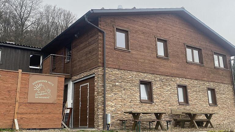 Bei schönem Wetter oder ausreichend Schnee beendet die Gemündener Hütte ihre Herbstpause.