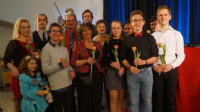 Viel geboten war beim 'Bunten Nachmittag mit Mr. Tomm' in der Alten Kirche in Schonungen.