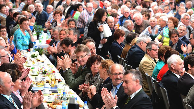 Frühjahrsmesse Landtechnik Müller       -  Impressionen vom ersten Tag der Frühjahrsmesse bei Landtechnik Müller in Holzhausen.