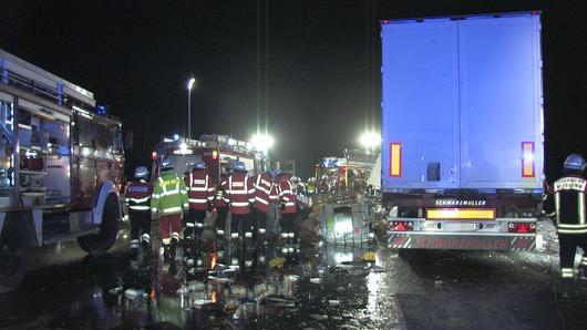 Unfall auf der A3 bei Helmstadt Unfall auf der A3 bei Helmstadt