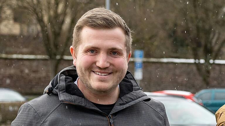 Maximilian Markert ist Kreisfachberater für Gartenkultur und Landespflege. Maximilian Markert ist Kreisfachberater für Gartenkultur und Landespflege.