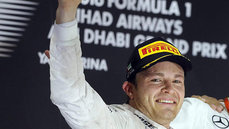 Weltmeister       -  Nico Rosberg absolviert seine ersten PR-Termine als Champion. Foto: Valdrin Xhemaj
