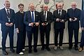 Vier Ehrenringe wurden jüngst in Marktheidenfeld verliehen. Das Bild zeigt (von links) Bürgermeister Thomas Stamm, Stadträtin Susanne Rinno, Reinhold Völler, Herrmann Becker, Ludwig Keller, Heinz Zenglein und den stellvertretenden Bürgermeister Christian Menig.