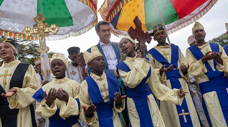 Ministerpräsident Markus Söder am ersten Tag seiner Äthiopien-Reise. Hier besucht der Projekt 'Kirchenwald' zur Aufforstung und nachhaltigen Nutzung.&nbsp;