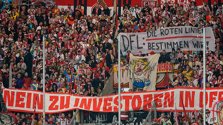 1899 Hoffenheim - 1. FC Köln       -  Die aktiven Fan-Szenen haben eine klare Meinung: 'Nein zu Investoren in der DFL'.