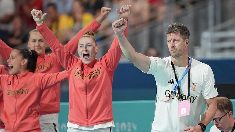 Paris 2024 - Deutschland - Slowenien       -  Bundestrainer Markus Gaugisch war zufrieden mit der Leistung seiner Spielerinnen.