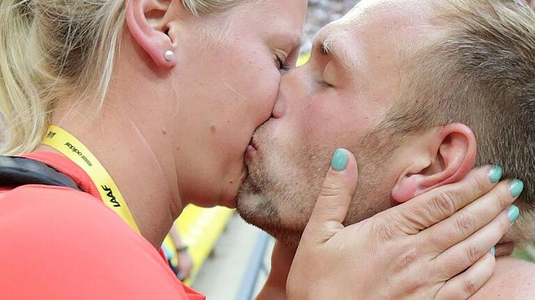 Leichtathletik-WM Moskau       -  Julia Fischer und Robert Harting