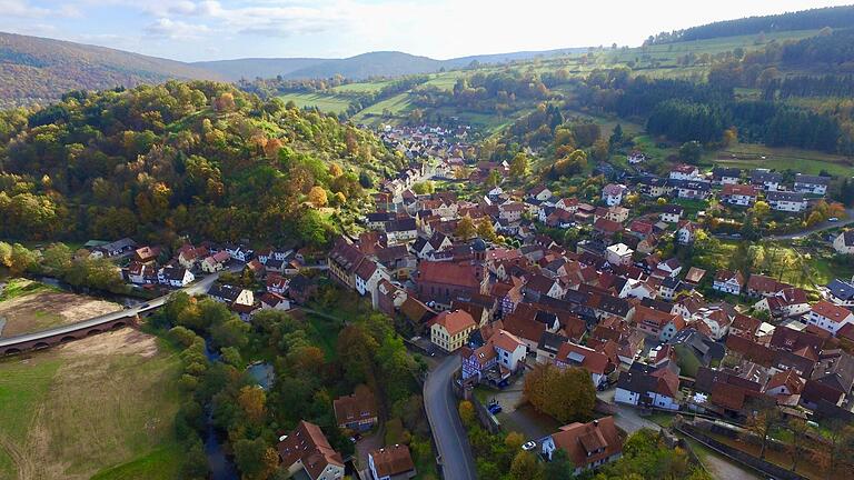 Die Rienecker Altstadt aus der Luft.