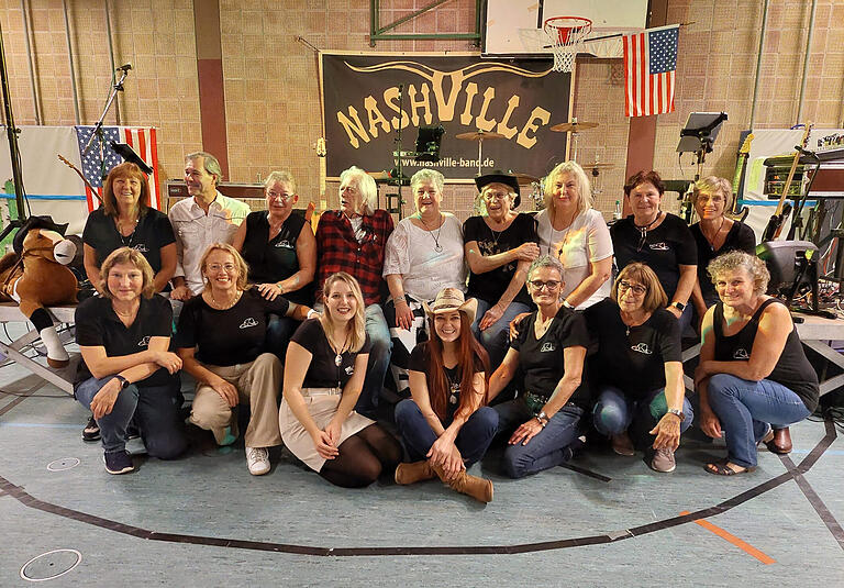 Linedance Horhausen: Die Country Girls sind am Freitagabend auch mit dabei.