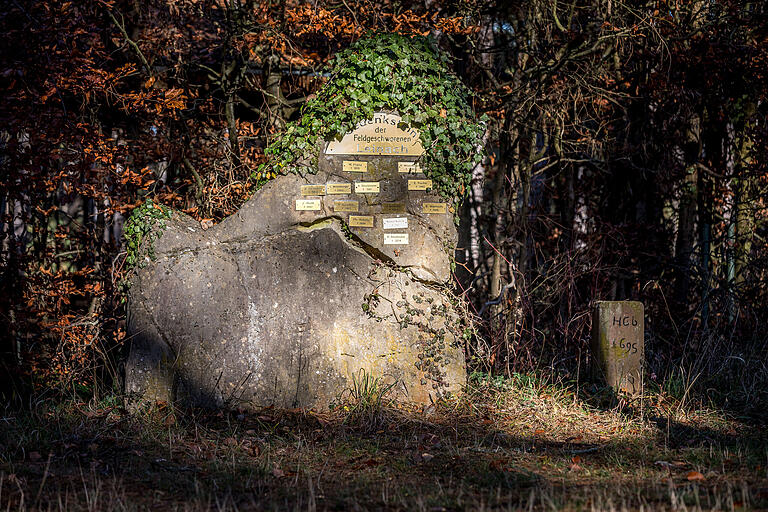Gedenkstein der Feldgeschworenen. Gedenkstein der Feldgeschworenen.