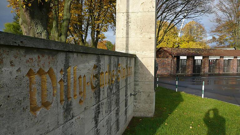 Das Willy-Sachs-Stadion an der Niederwerrner Straße wurde 1936 eingeweiht.