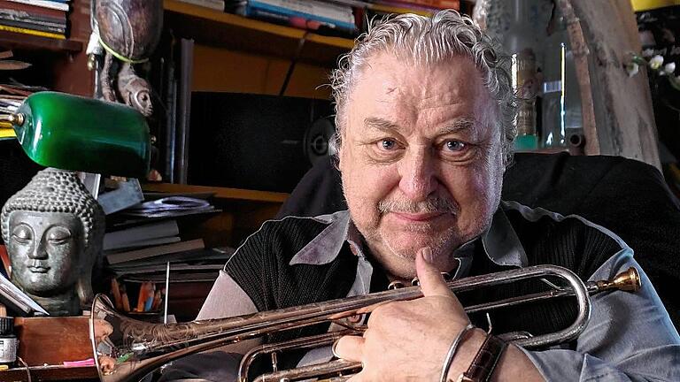 Jazzmusiker Herbert Joos - Er wird mit dem Landesjazzpreis ausgezeichnet: Der Stuttgarter Jazzmusiker Herbert Joos bekommt als erst dritter Musiker in Baden-Württemberg den „Sonderpreis für das Lebenswerk“, verbunden mit 10 000 Euro. Jazzmusiker Herbert Joos - Er wird mit dem Landesjazzpreis ausgezeichnet: Der Stuttgarter Jazzmusiker Herbert Joos bekommt als erst dritter Musiker in Baden-Württemberg den „Sonderpreis für das Lebenswerk“, verbunden mit 10 000 Euro.