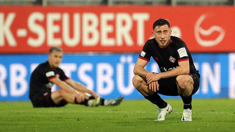Nach dem 2:2 gegen den FC Bayern München II herrschte bei Dominik Meisel und den Würzburger Kickers zunächst einmal Frust. Dabei ist ihnen Platz zwei in der Endabrechnung nun nicht mehr zu nehmen.