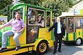 Unser Bild zeigt (von links nach rechts): Bahnbetreiber Oliver Wolters, Kurdirektorin der Staatsbad GmbH Sylvie Thormann, Geschäftsführer der Stadtwerke Manfred Zimmer und Oberbürgermeister Dirk Vogel (SPD). Foto: Charlotte Wittnebel-Schmitz       -  Unser Bild zeigt (von links nach rechts): Bahnbetreiber Oliver Wolters, Kurdirektorin der Staatsbad GmbH Sylvie Thormann, Geschäftsführer der Stadtwerke Manfred Zimmer und Oberbürgermeister Dirk Vogel (SPD). Foto: Charlotte Wittnebel-Schmitz