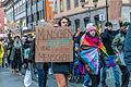 Protestierende laufen am 16. Januar vom Hauptbahnhof in Würzburg zum Marktplatz. Unter dem Motto „Nie wieder ist jetzt“ demonstrierten zahlreiche Menschen in Würzburg für ein Verbot der AfD. Am 27. Januar gibt es eine solche Kundgebung auch in Schweinfurt.