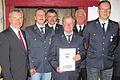 Verdiente Wehrleute geehrt: In ihrer Hauptversammlung ehrte die Feuerwehr Sommerach Aktive. Im Bild von links stellvertretender Landrat Paul Streng, Alfred Pfaff, Kommandant Andreas Drescher, Günther Sauer, Kreisbrandinspektor Norbert Kempf und Norbert Kestler.