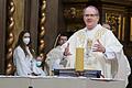Vor 800 Jahren wurde der Altar des Klosters Bronnbach geweiht. Weihbischof Dr. Dr. Christian Würtz leitete das Pontifikalamt beim Festakt anlässlich des Jubiläums.