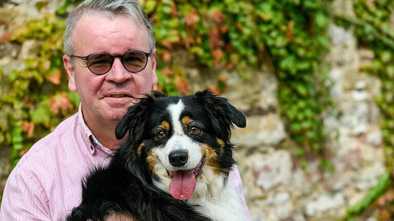 Martin Benthe aus Höchberg wollte eigentlich keinen Hund und dann kam Sam, der Australian Shepherd.