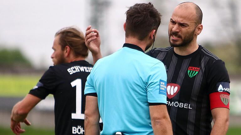 Das Gesicht spricht Bände: Auch Adam Jabiri war nicht zufrieden – nicht mit seiner Torausbeute, vor allem aber nicht mit der Präsentation der Mannschaft.