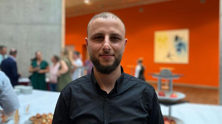 Für Zakaria Daabul ändere sich mit seiner Einbürgerung nur formal etwas, sagt er. Er ist schon lange in Deutschland, fühlt sich gut integriert, hat viele Kontakte.