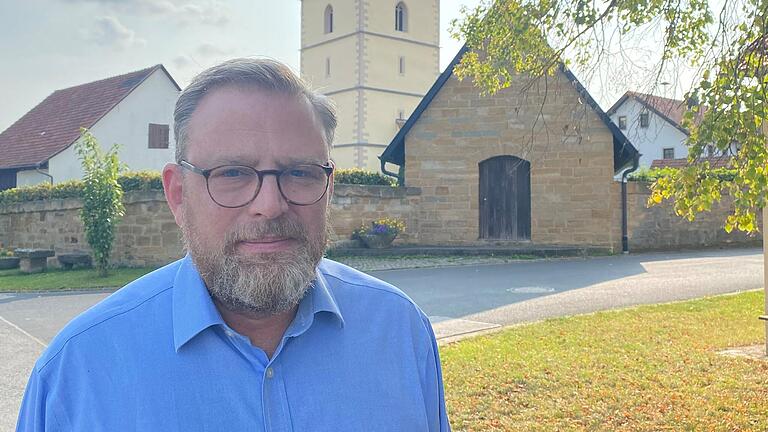 Karl Graf Stauffenberg am Sonntagmorgen auf dem Weg zur Wahl.