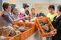 Die Tafel in Bad Neustadt hat es nicht leicht in der Corona-Krise. Dazu gibt es eine Spendenaktion, die die Arbeit unterstützt. Auch anderen caritativen Einrichtungen wird geholfen.