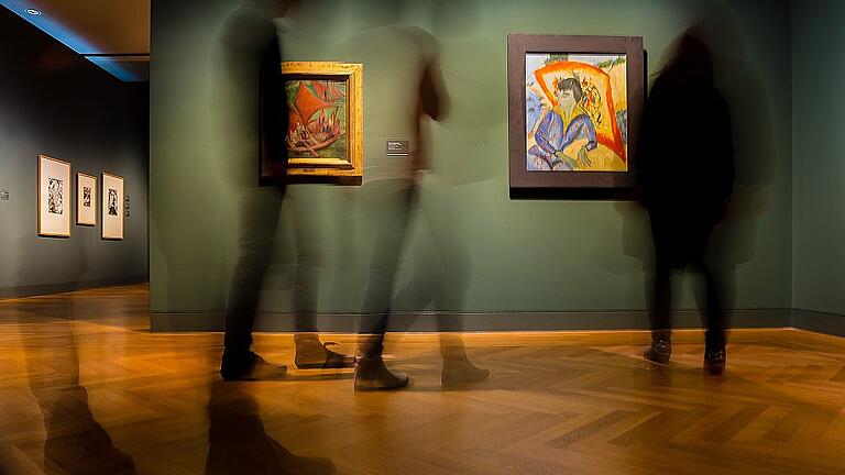 Die Lange Nacht des Expressionismus in den Schweinfurter Museen Georg Schäfer und der Kunsthalle war ein voller Erfolg. Über 200 Kunstinteressierte aus Stadt und Region kamen und ließen sich inspirieren von der Ausstellung „Back to Paradise“ im MGS und den Wegmarken deutscher Kunst nach 1945 in der Kunsthalle. Die Lange Nacht des Expressionismus in den Schweinfurter Museen Georg Schäfer und der Kunsthalle war ein voller Erfolg. Über 200 Kunstinteressierte aus Stadt und Region kamen und ließen sich inspirieren von der Ausstellung „Back to Paradise“ im MGS und den Wegmarken deutscher Kunst nach 1945 in der Kunsthalle.