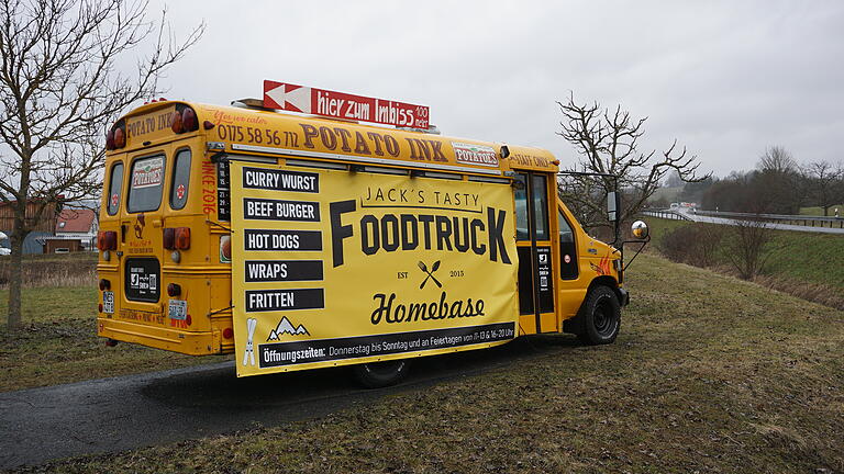 Das Streetfood-Konzept kommt aus den USA. Christian Kohl hat es für sich entdeckt und eine Flotte angeschafft.