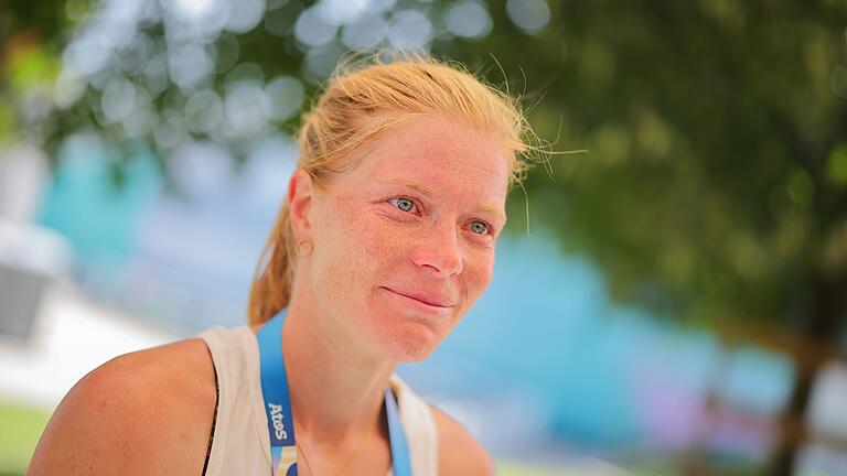 Paris 2024 - Moderner Fünfkampf - Annika Zillekens hat nach ihrem letzten Wettkampf Tränen in den Augen. Paris 2024 - Moderner Fünfkampf - Annika Zillekens hat nach ihrem letzten Wettkampf Tränen in den Augen.