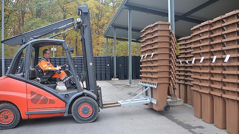 Volle Lager: die neuen Tonnen bei Kirsch+Sohn in Karsbach. Volle Lager: die neuen Tonnen bei Kirsch+Sohn in Karsbach.