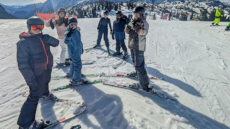 7. Klässler auf der sonnigen Piste. 7. Klässler auf der sonnigen Piste.