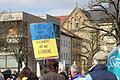 Am Sonntagnachmittag fand auf dem Schweinfurter Marktplatz eine Friedensdemo unter dem Motto 'Die Waffen nieder' statt.