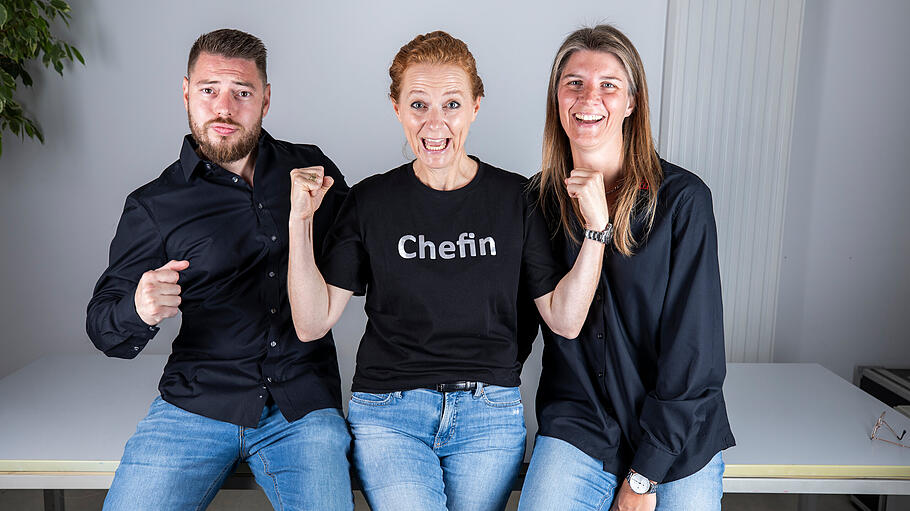 Ein Ausbilderteam um „Chefin“ Christine Beck-Meidt hilft während der Ausbildung bei allen Fragen.