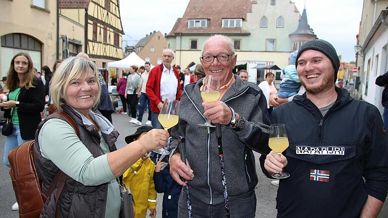 Beim Herbstfest in Gerolzhofen am 13. Oktober werden die Besucherinnen und Besuchern wieder voll auf ihre Kosten kommen. Gut 60 Händler haben sich beim Markt angemeldet, dazu sind die Geschäfte am Sonntag geöffnet und auch viele Aktionen geplant.