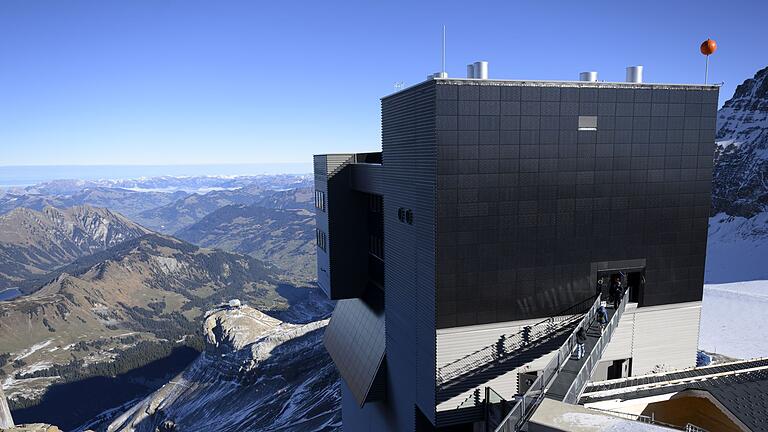 Panoramarestaurant Glacier 3000 neu eröffnet       -  Die Brandursache ist bis heute nicht geklärt.