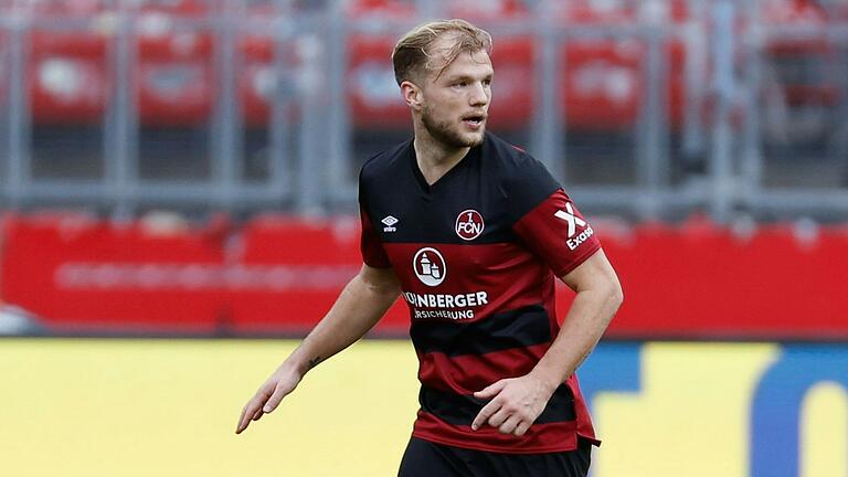 Johannes Geis (Archivbild von März 2021) war nach der Trennung vom 1. FC Nürnberg mehrere Monate lang vereinslos. Jetzt hat sich der Fußballprofi der SpVgg Unterhaching angeschlossen.